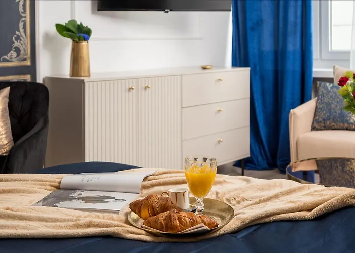 Stunning 2-Br Apartament Palace In The Window, Air-Conditioning 500M To Central Station