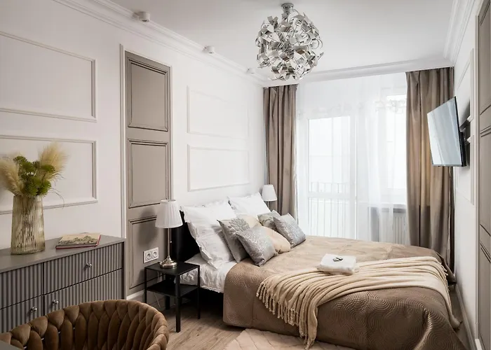 Stunning 2-Br Apartament Palace In The Window, Air-Conditioning 500M To Central Station