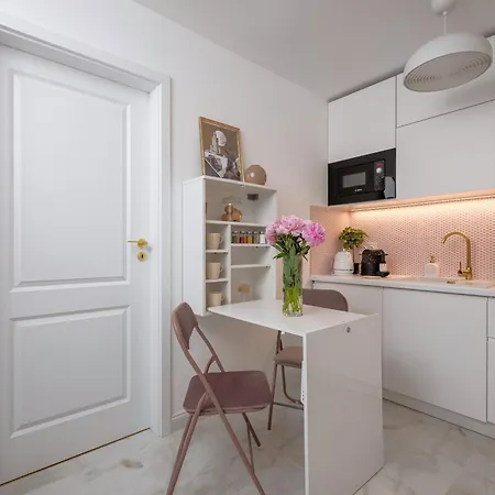 Stunning 2-Br Apartament Palace In The Window, Air-Conditioning 500M To Central Station Варшава Екстер'єр фото