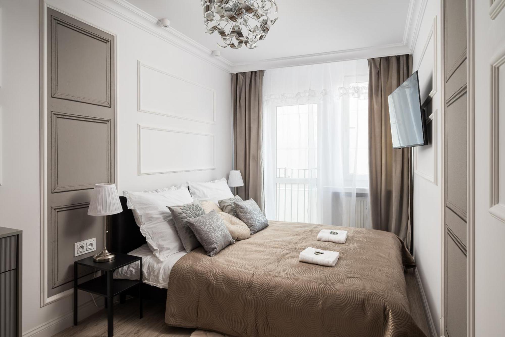 Stunning 2-br Palace In The Window, Air-conditioning 500m To Station Apartmán *